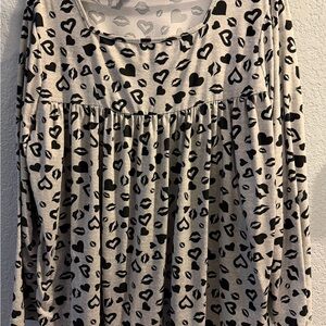 Cute women's size 4X long sleeve tunic top